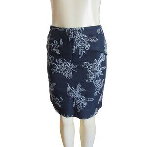 Ann Taylor Navy Blue Silk/Cotton Skirt w White Embroidered Flowers in Size 4P